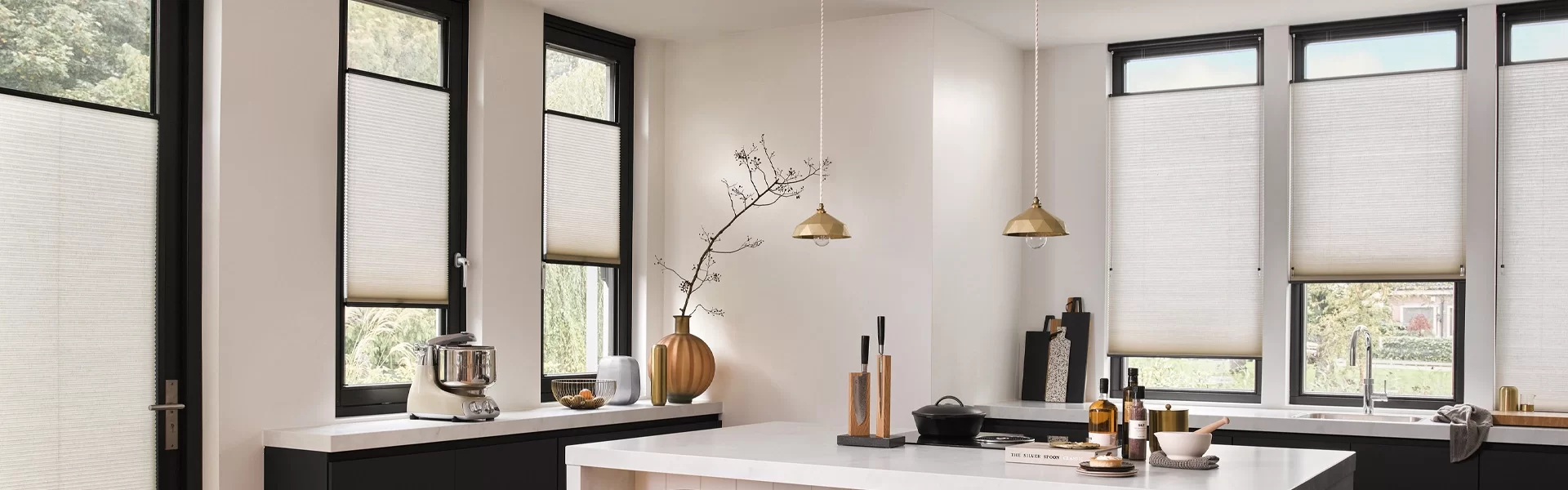 34-product_raamdeco_dupligordijnen-header.webp 34-product_raamdeco_dupligordijnen-header.webp